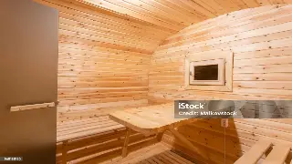 老师傅绝不外传的按摩手法：3分钟缓解肩颈酸痛，亲测有效！