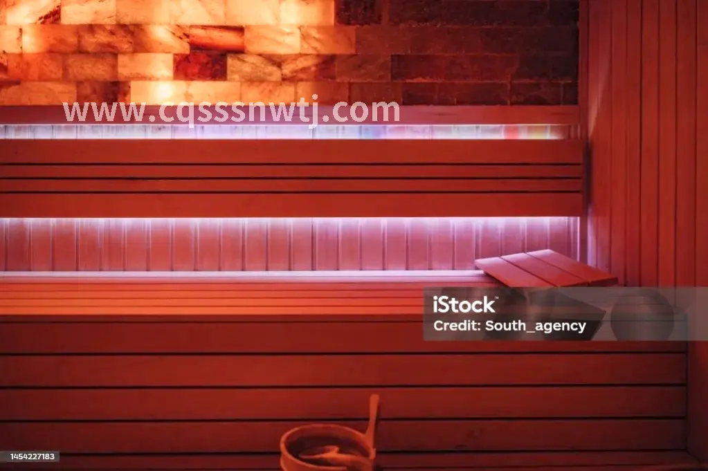 桑拿房内部